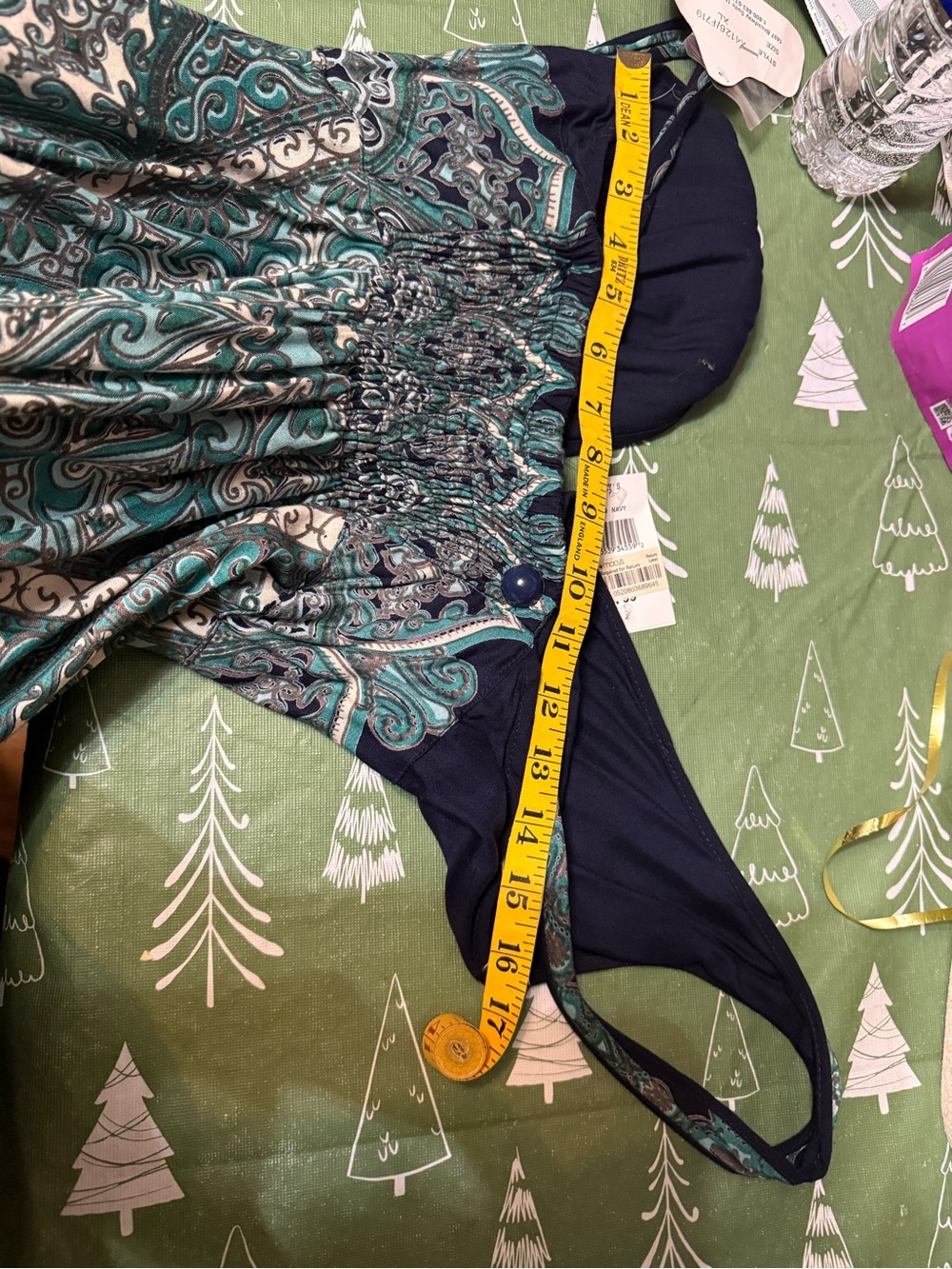 Women’s Green Patterned V-Neck Maxi Dress - Picture 6 of 7
